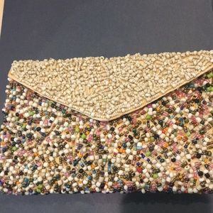 Beaded handbag with shoulder strap